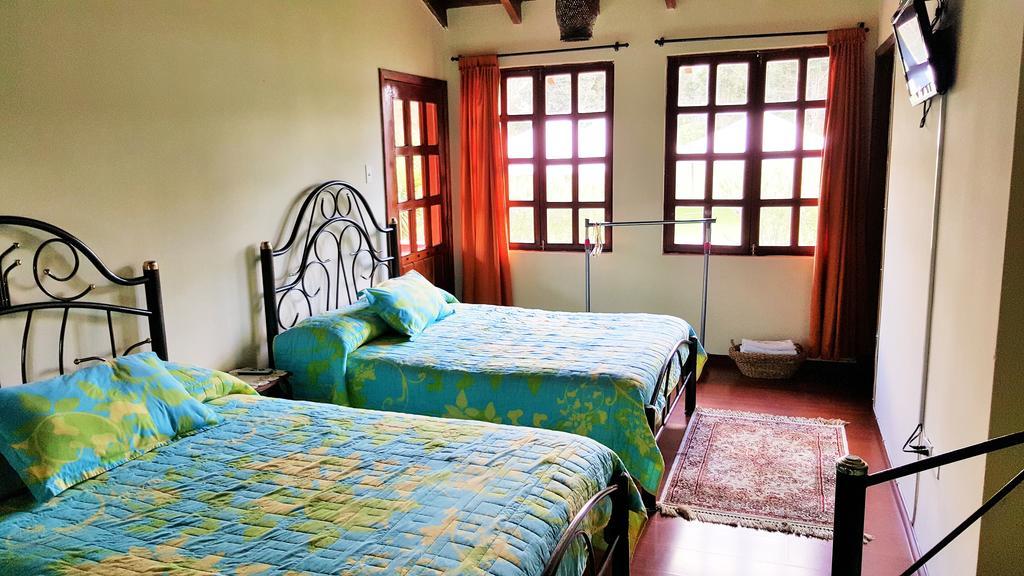 Hosteria San Carlos Табабела Номер фото