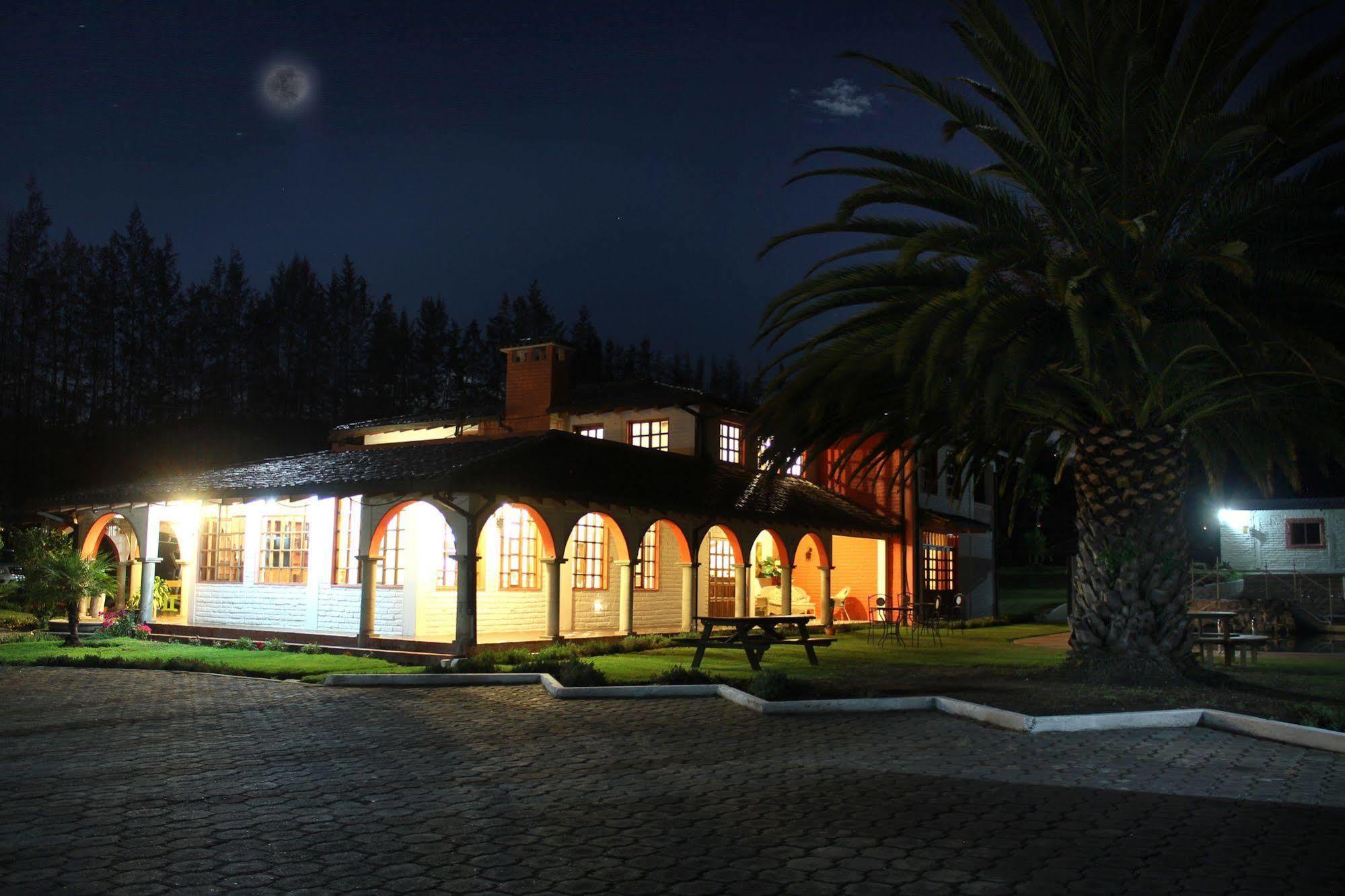 Hosteria San Carlos Табабела Екстер'єр фото