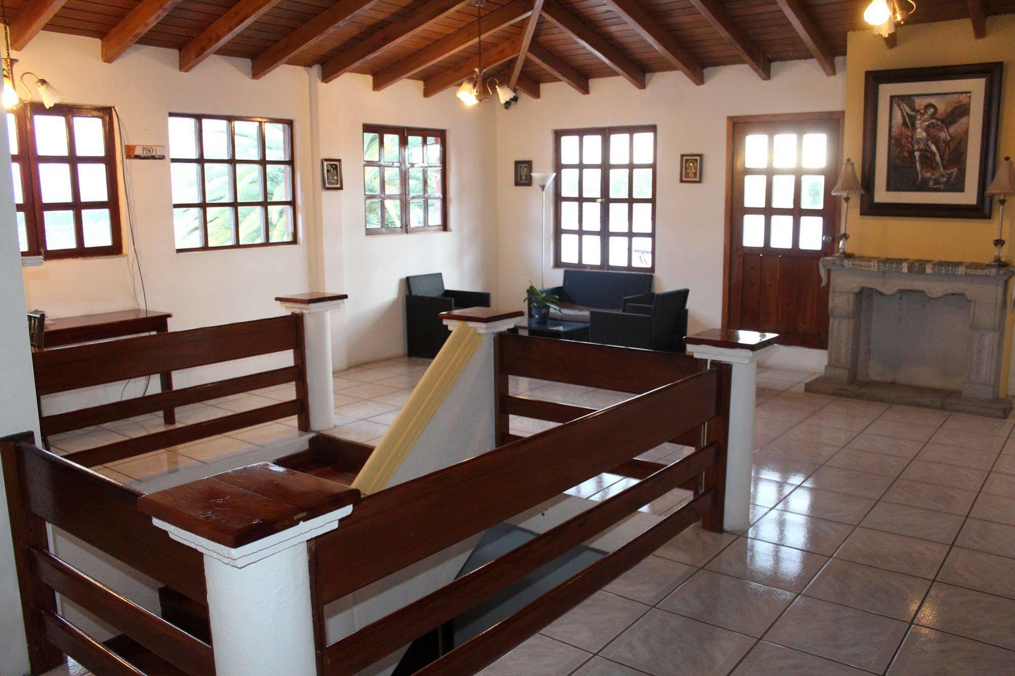 Hosteria San Carlos Табабела Екстер'єр фото